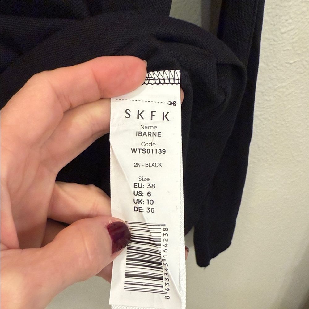 NWT SKFK Ibarne black L/S T-Shirt - size 6 - $75 MSRP - Picture 5 of 6